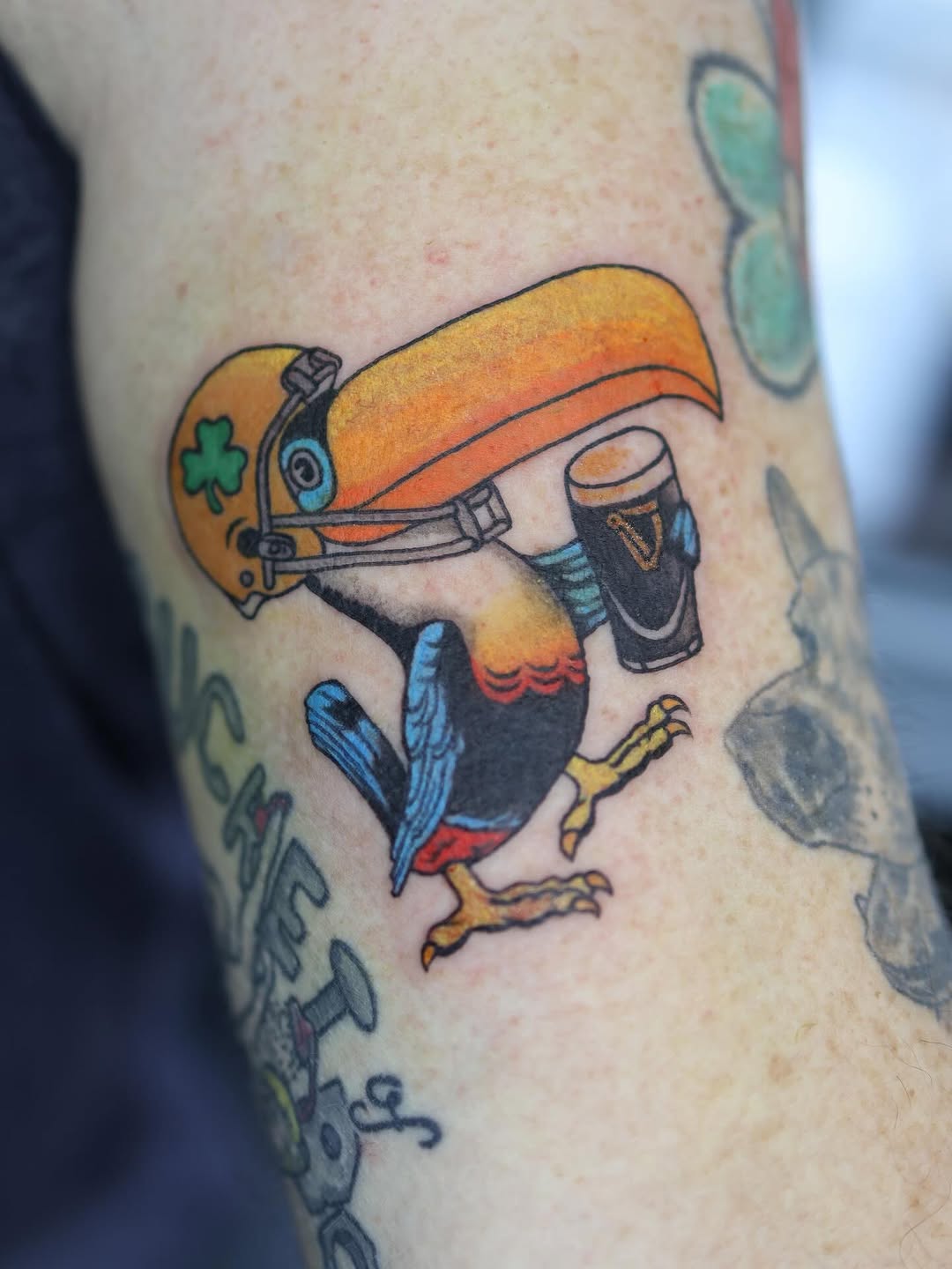 Very colourful toucan!
Thank you Patrick!

@votanay_ink