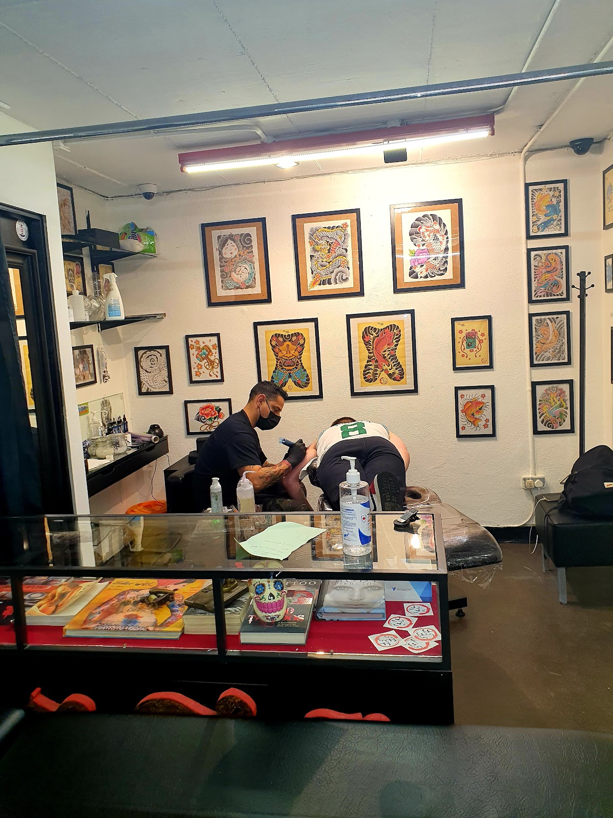 Old School Tattoo & Piercing tattoo work 5