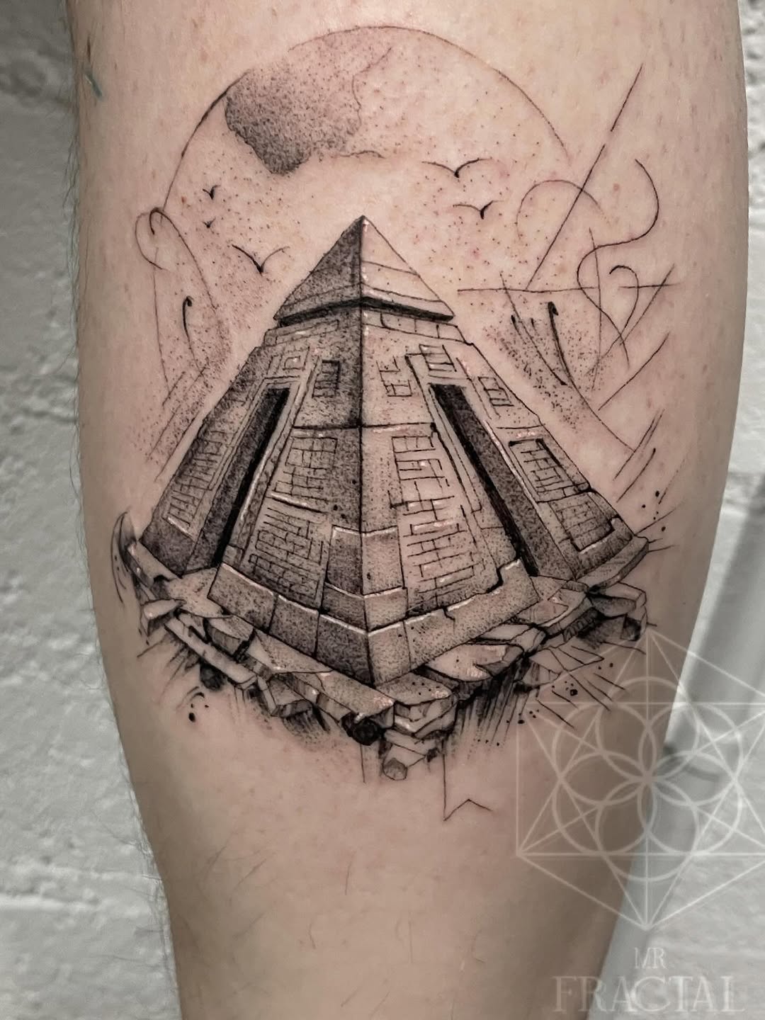 Sketchy pyramid 😁#sketchytattoos #tattookilkenny #kilkennytattoo #kilkennny #portlaoise