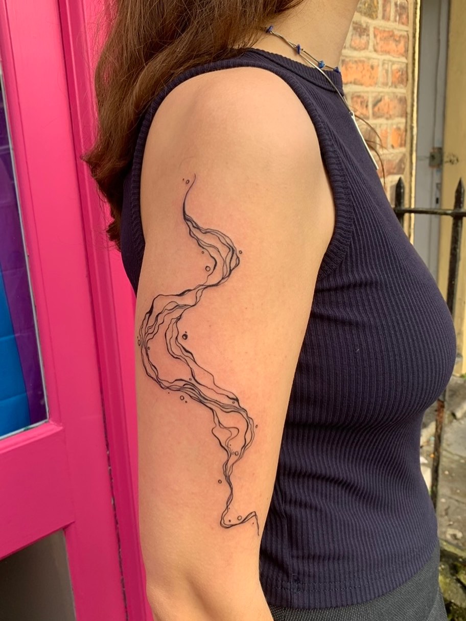 🖤
.
.
.
.
. #tattoo #liquidtattoo #tattoosofinstagram #sanctuarytattoostudio #limericktattoos