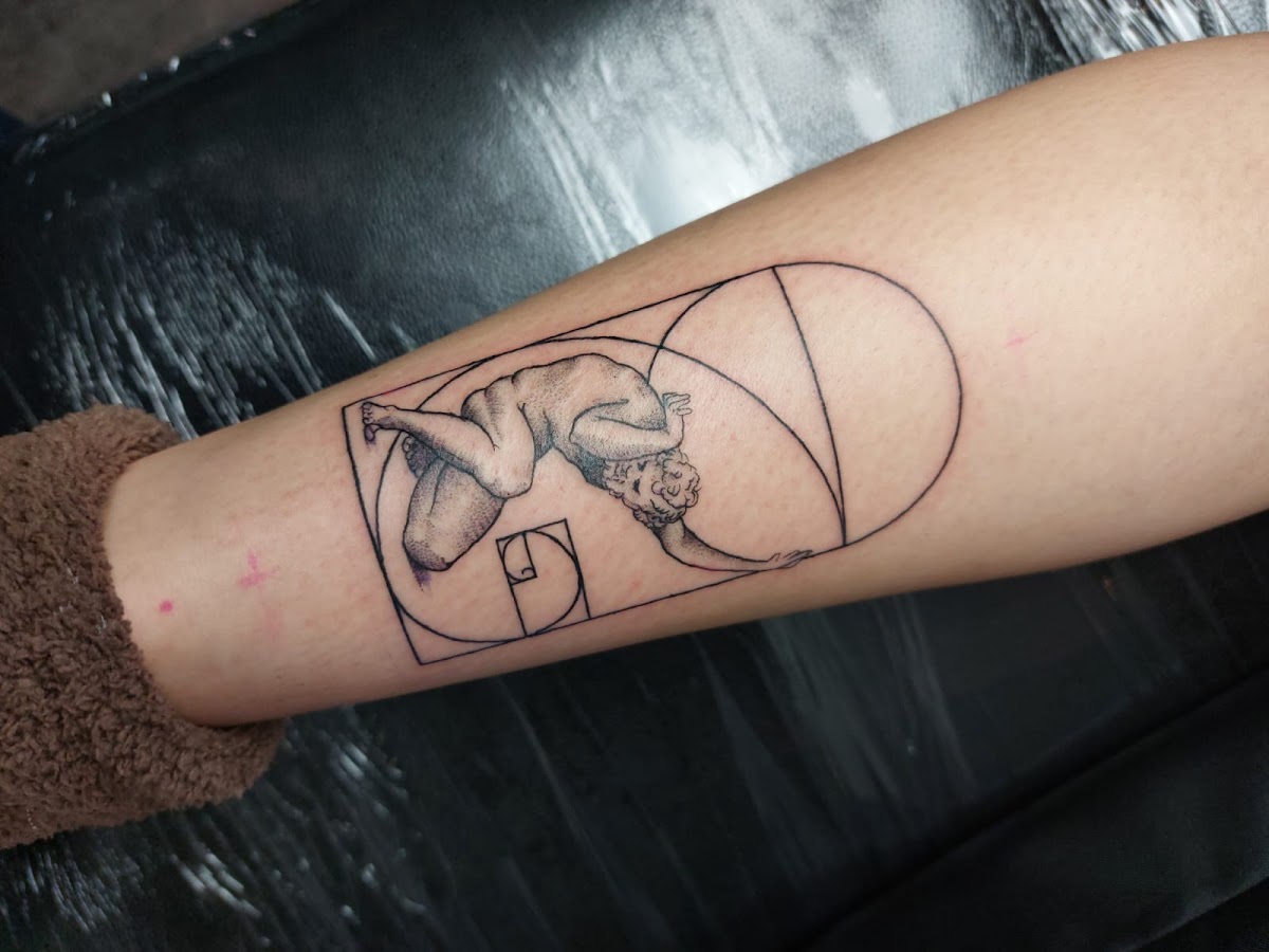 Sphynx Tattoo & Piercing studio space